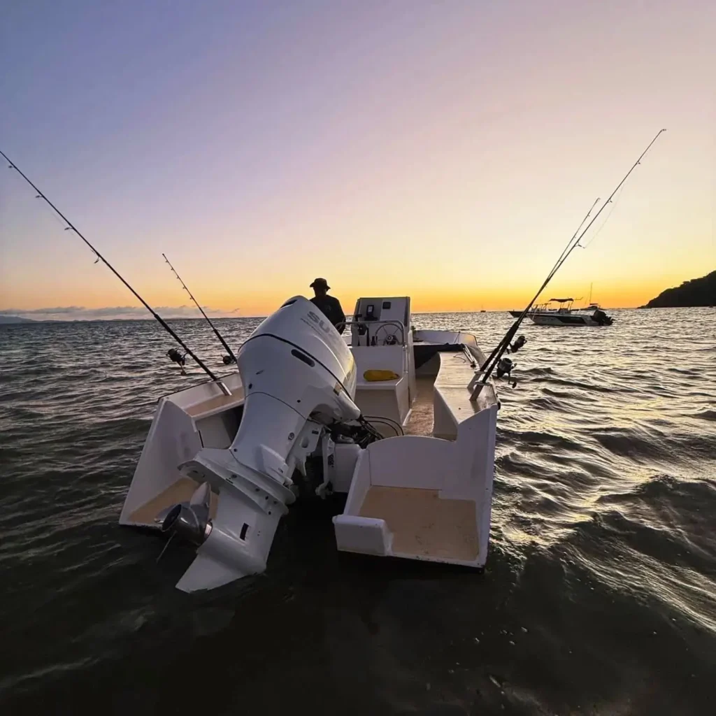 Colours-of-madagascar - bateau de pêche