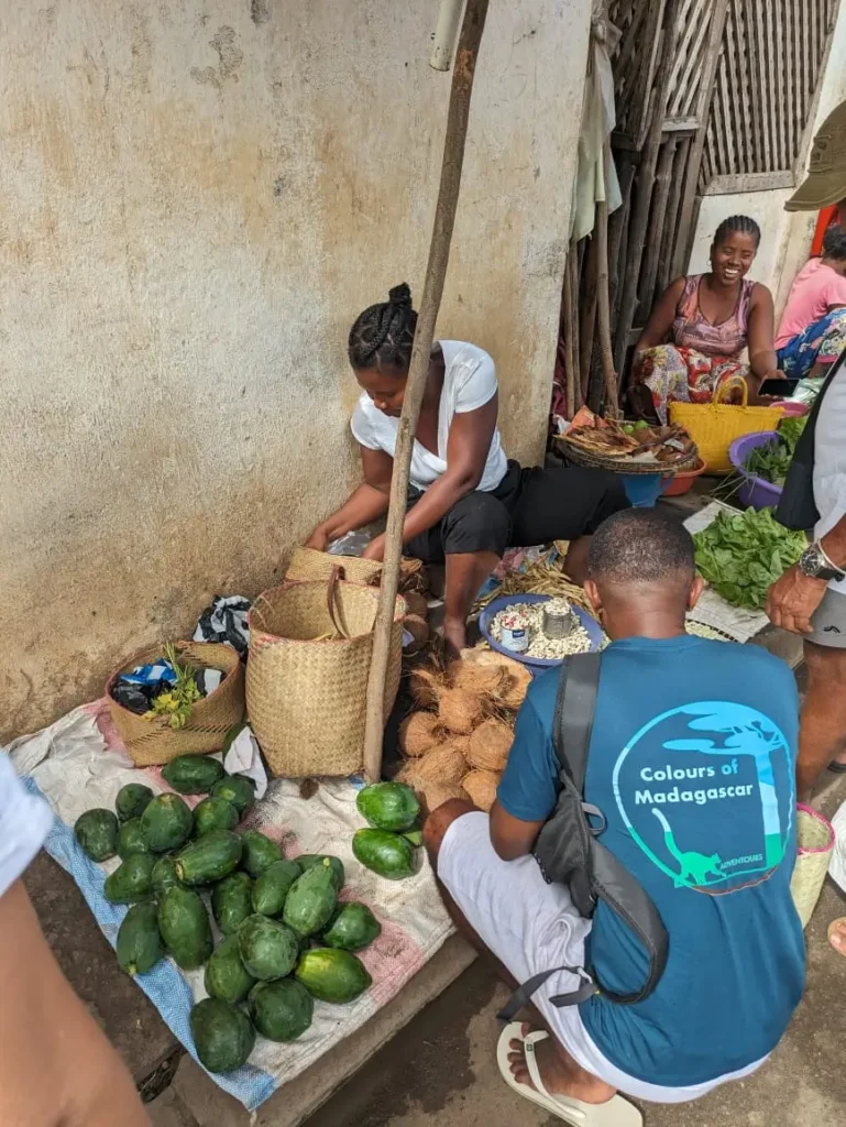 Al mercato con Colours of Madagascar